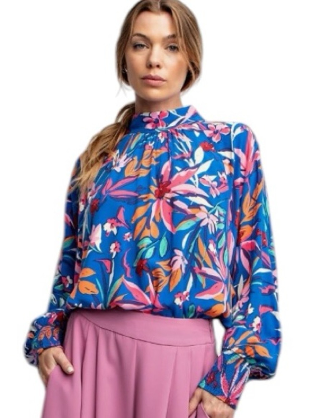 0600:  EASEL NWT TOP ROYAL BLUE (H2)